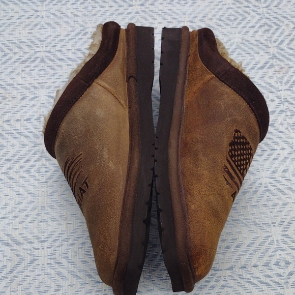 Ariat Tan Shearling-Lined Slippers main image 6